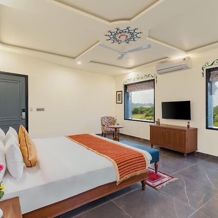 Отель Traavista Aravali Mahal Удайпур Экстерьер фото