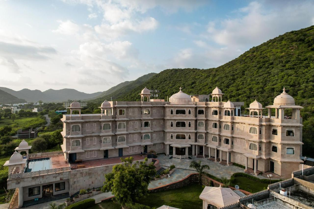 Отель Traavista Aravali Mahal Удайпур Экстерьер фото