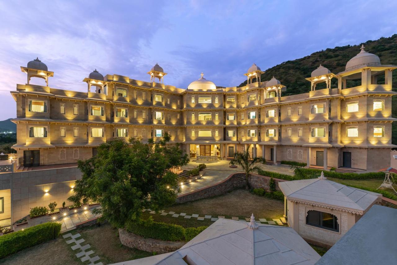 Отель Traavista Aravali Mahal Удайпур Экстерьер фото